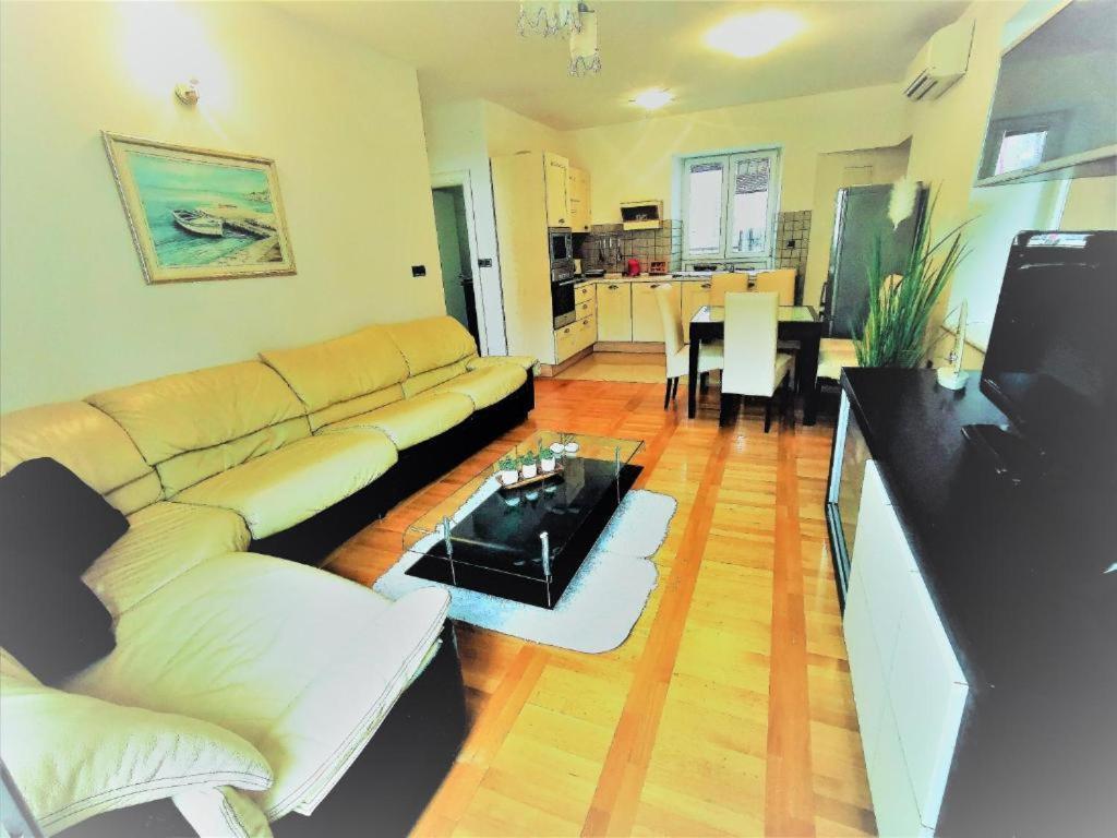Iron Gates Apartments Split Dış mekan fotoğraf